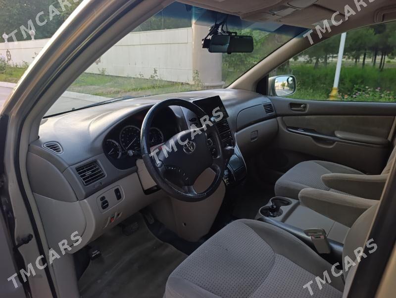 Toyota Sienna 2008 - 220 000 TMT - Мары - img 4