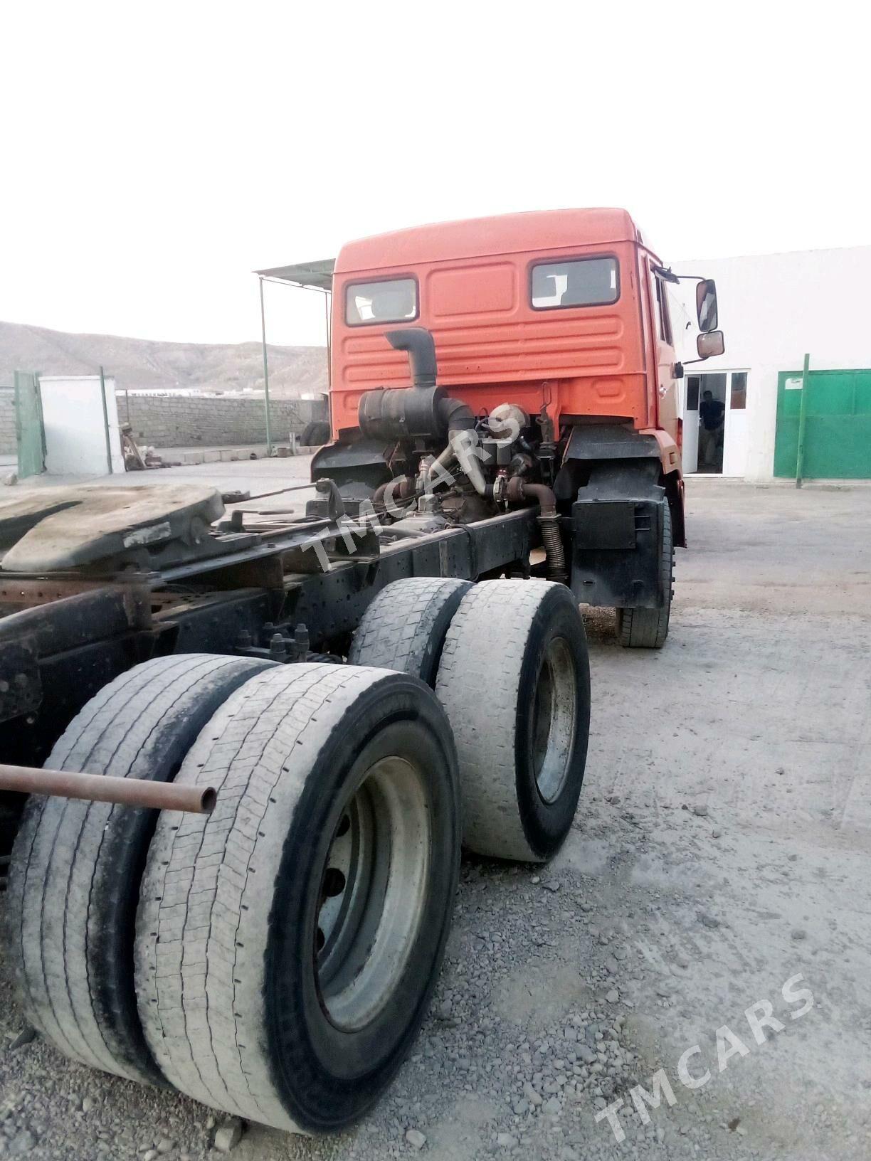 Kamaz 6520 2011 - 220 000 TMT - Туркменбаши - img 2