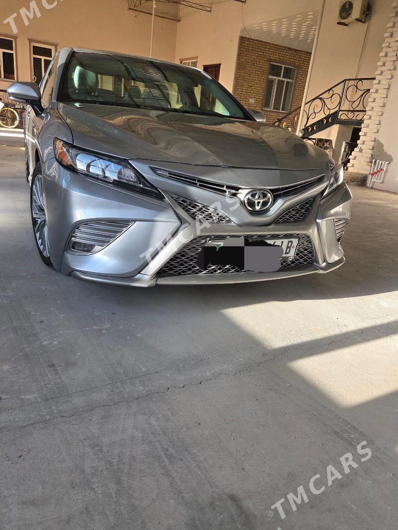Toyota Camry 2018 - 280 200 TMT - Туркменабат - img 3