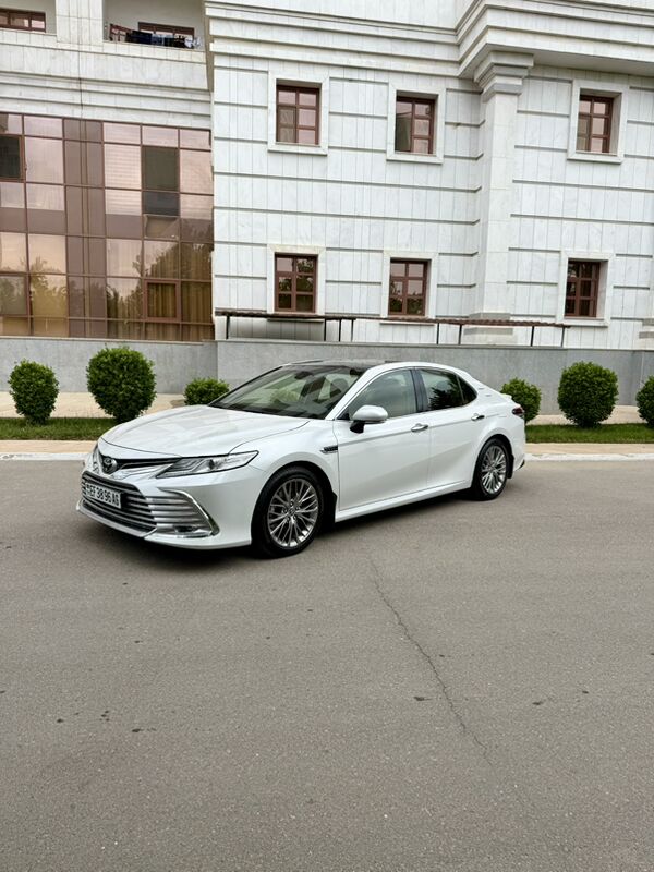 Toyota Camry 2023 - 595 000 TMT - Aşgabat - img 8