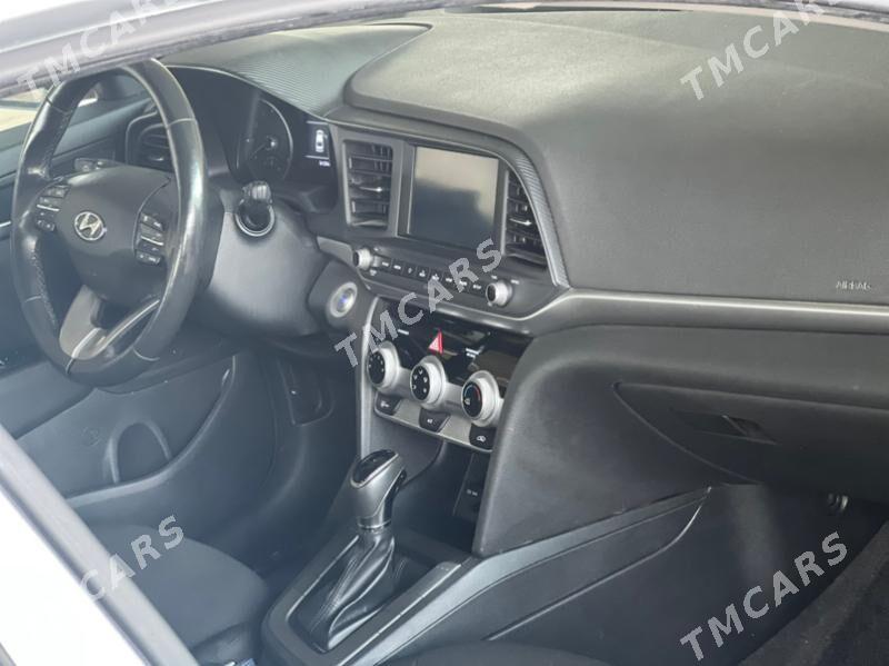 Hyundai Elantra 2020 - 220 000 TMT - Мары - img 1