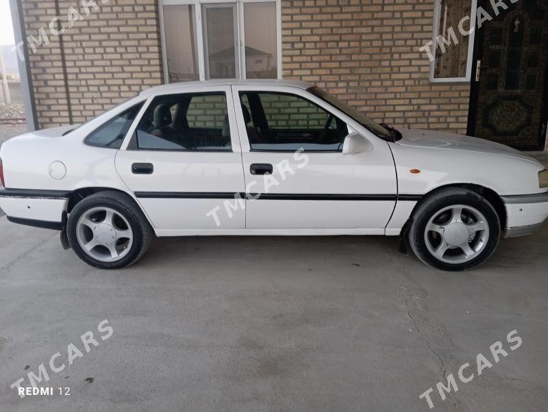 Opel Vectra 1995 - 30 000 TMT - Бахарден - img 1