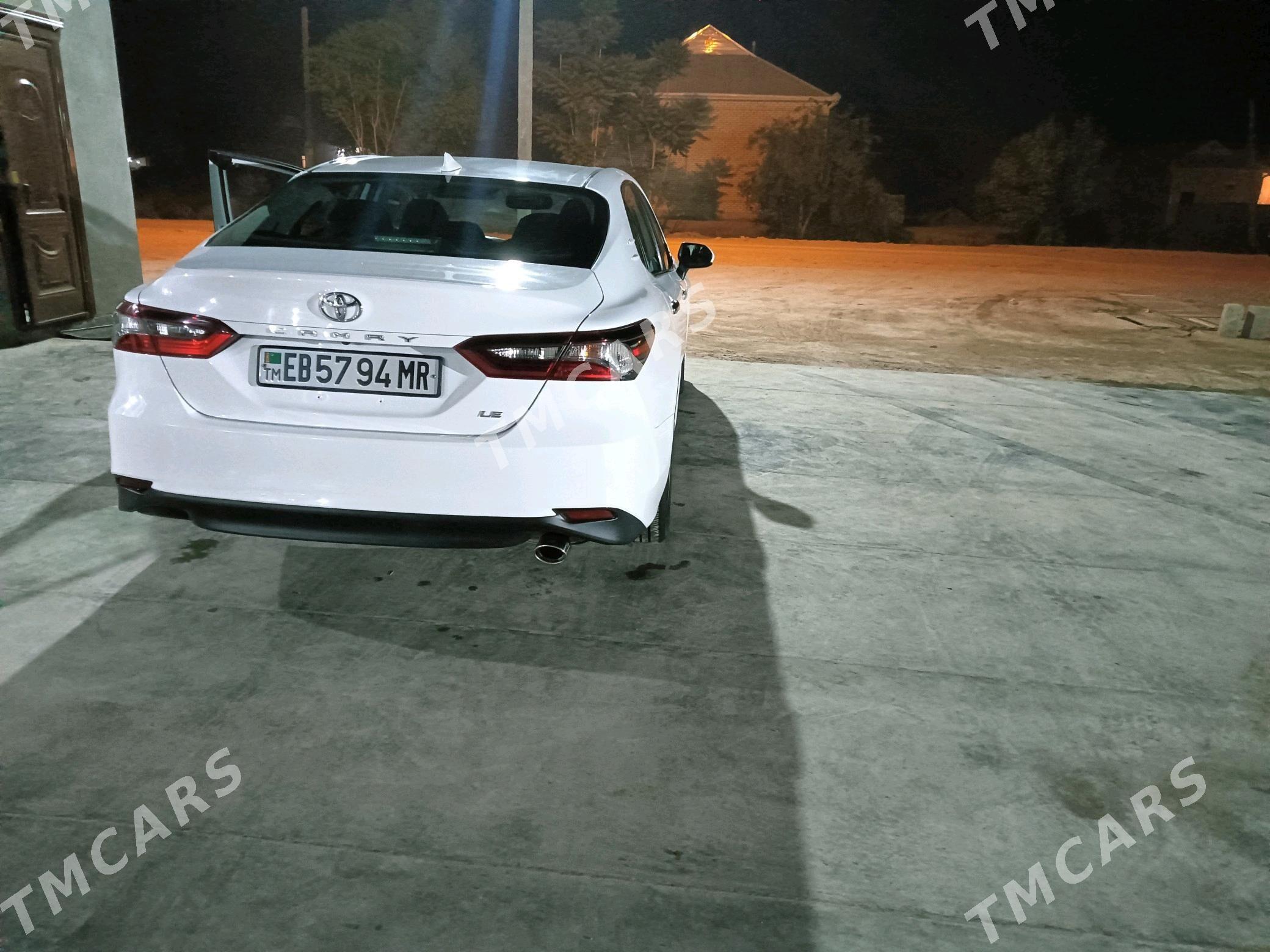 Toyota Camry 2022 - 340 000 TMT - Векильбазар - img 4