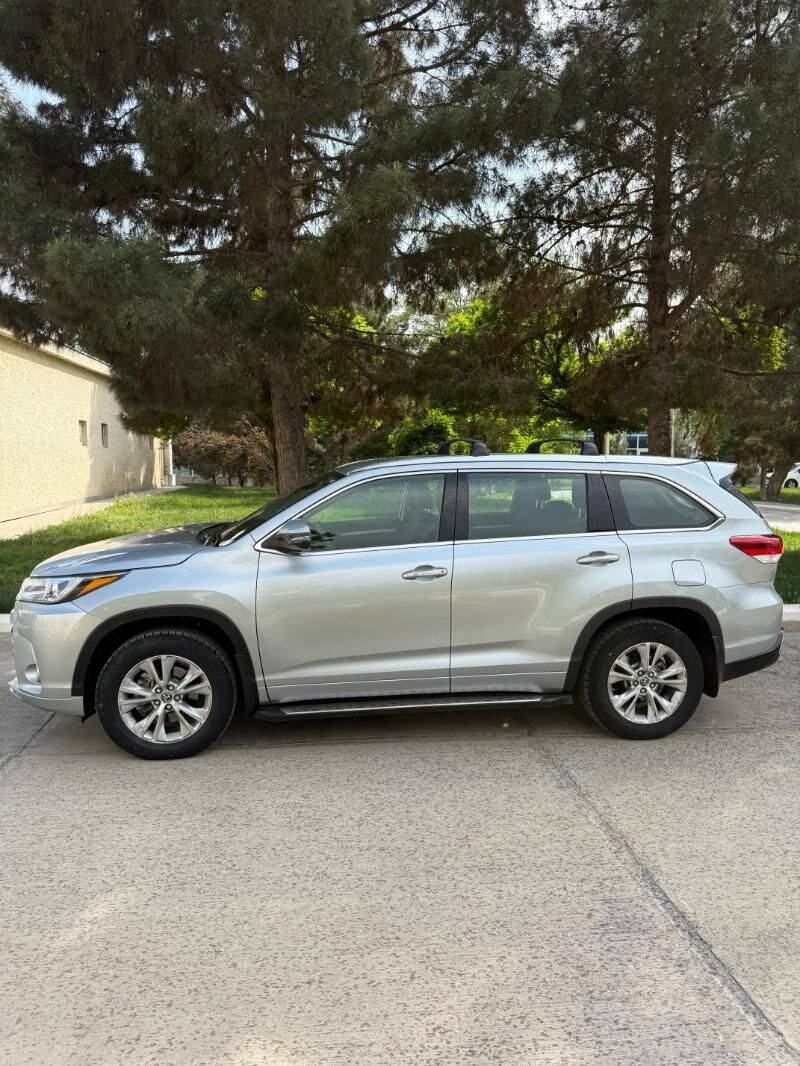 Toyota Highlander 2018 - 420 000 TMT - Aşgabat - img 2