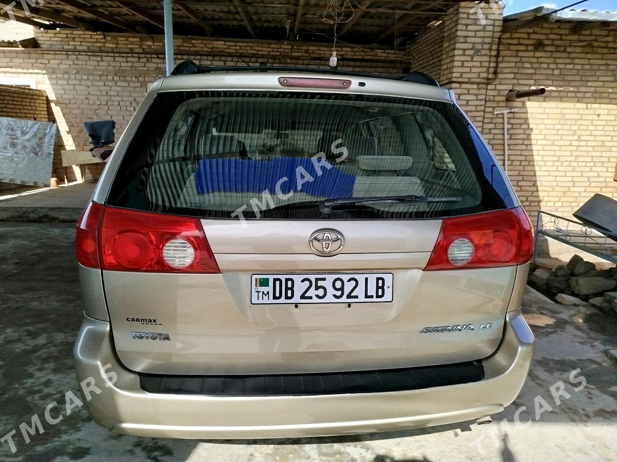 Toyota Sienna 2006 - 245 000 TMT - Dänew - img 8
