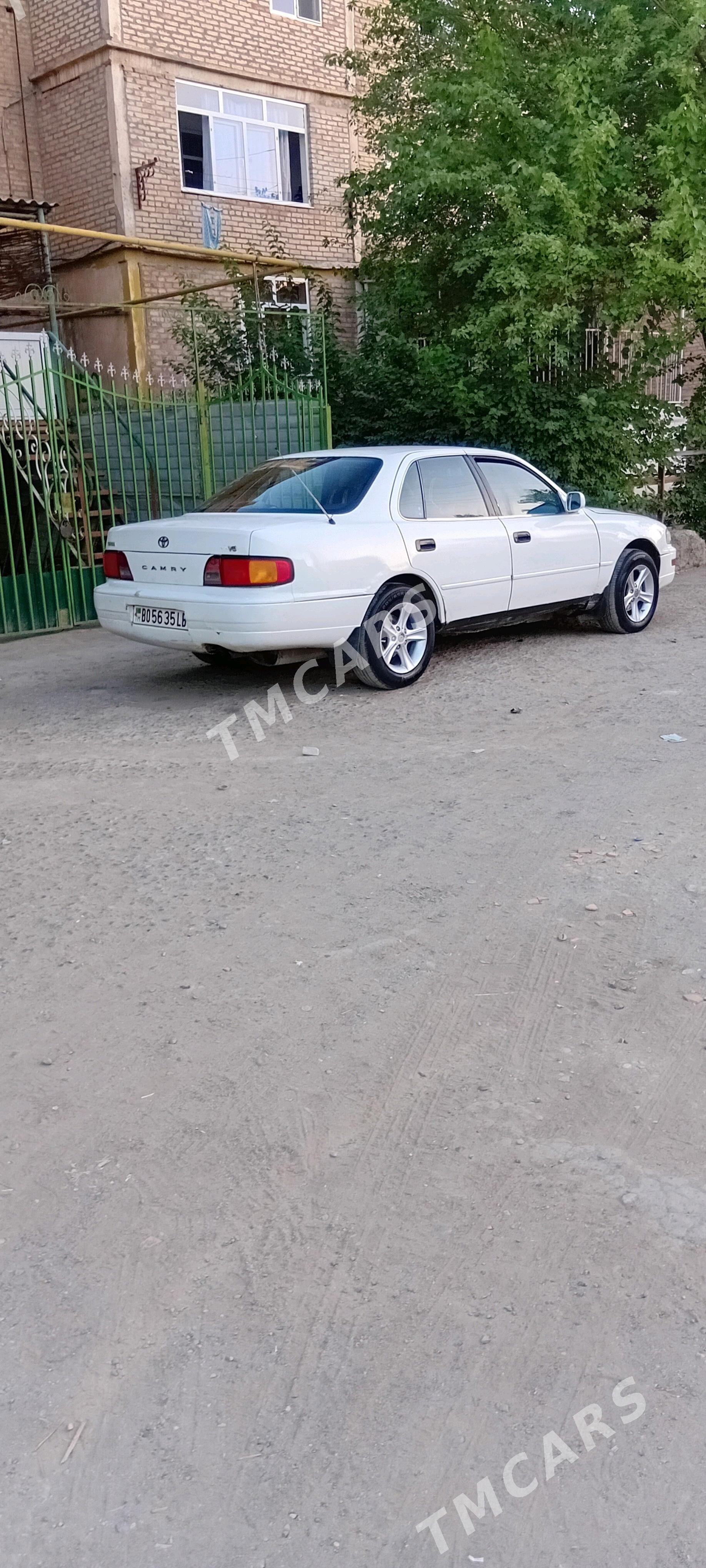 Toyota Camry 1993 - 73 000 TMT - Туркменабат - img 7