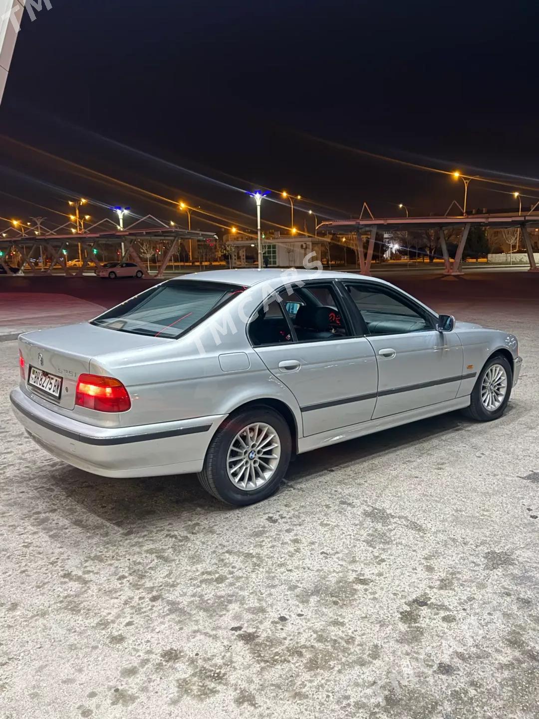 BMW E39 1999 - 112 000 TMT - Balkanabat - img 4