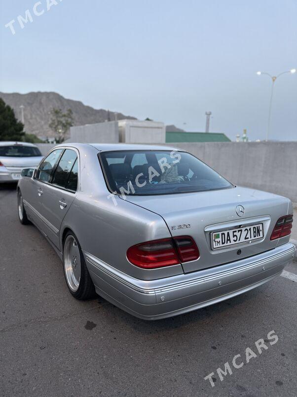 Mercedes-Benz E320 2000 - 130 000 TMT - Балканабат - img 6