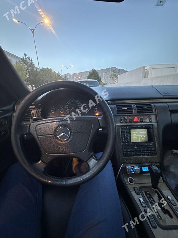 Mercedes-Benz E320 2000 - 130 000 TMT - Балканабат - img 2