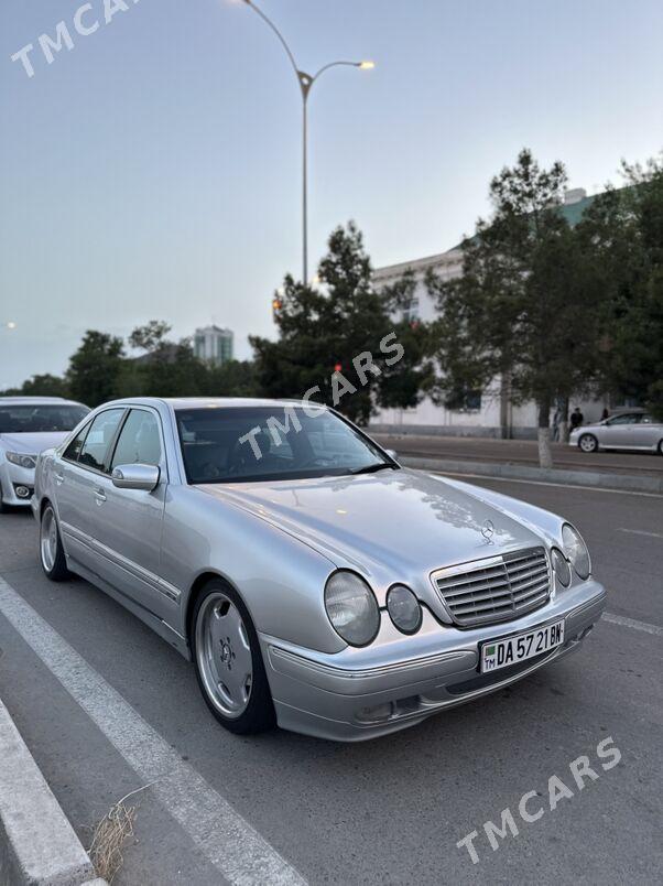 Mercedes-Benz E320 2000 - 130 000 TMT - Балканабат - img 4