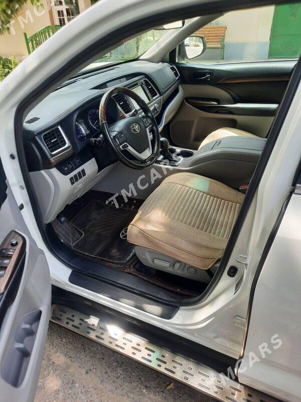 Toyota Highlander 2018 - 370 000 TMT - Ашхабад - img 7