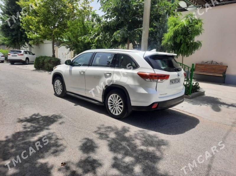 Toyota Highlander 2018 - 370 000 TMT - Ашхабад - img 3