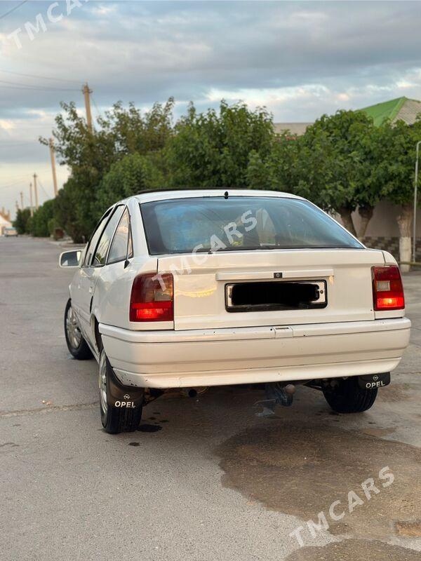 Opel Vectra 1992 - 37 000 TMT - Ашхабад - img 8