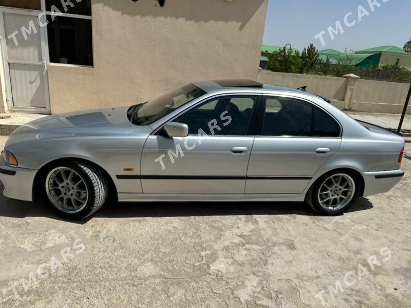 BMW E39 2001 - 135 000 TMT - Ашхабад - img 10