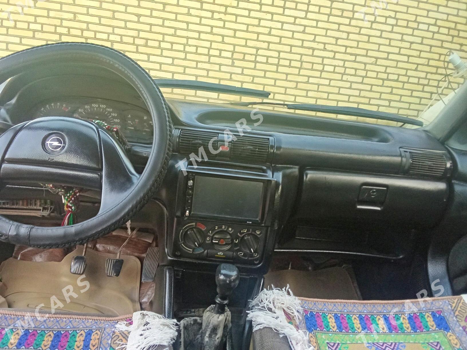 Opel Astra 1993 - 29 000 TMT - Байрамали - img 7