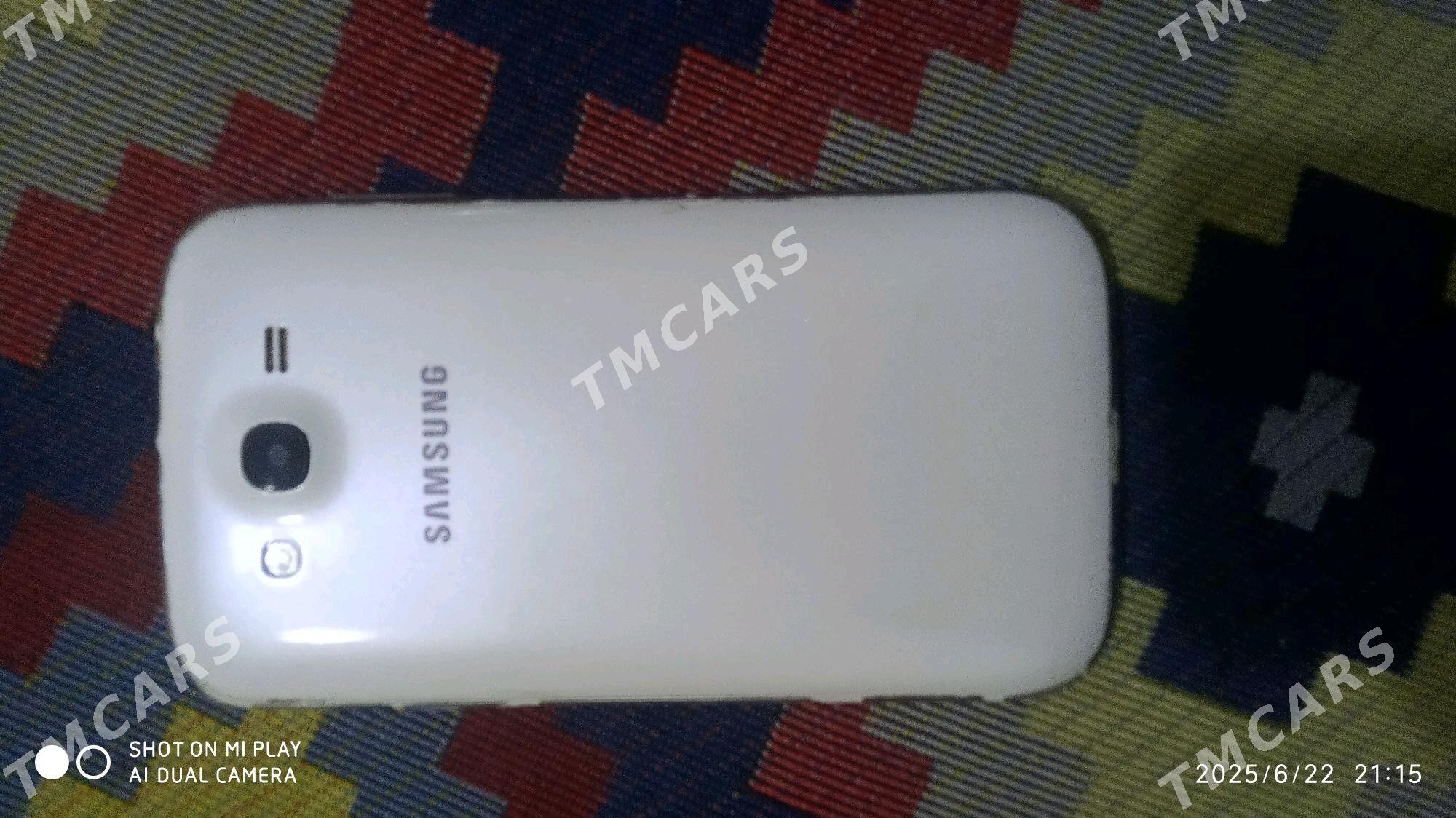 samsung GT-I9082 - Mary - img 1