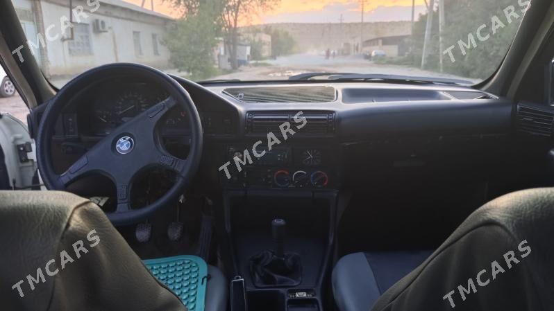 BMW 525 1990 - 36 000 TMT - Farap - img 3