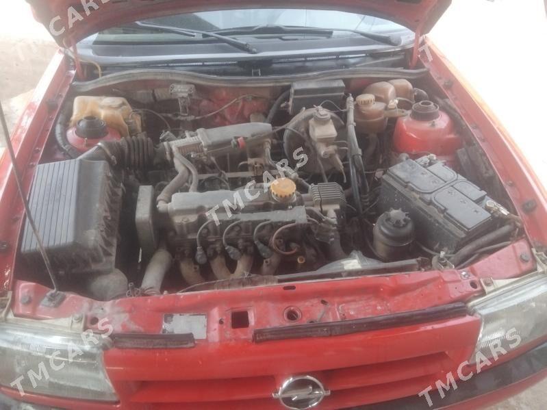 Opel Astra 1994 - 40 000 TMT - Шабатский этрап - img 1