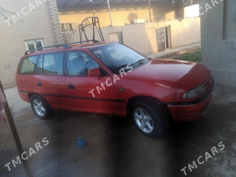 Opel Astra 1994 - 40 000 TMT - Шабатский этрап - img 5