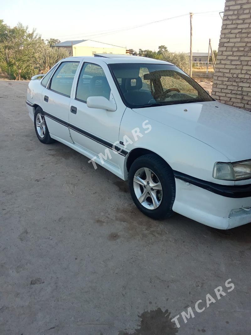 Opel Vectra 1990 - 34 000 TMT - Farap - img 3