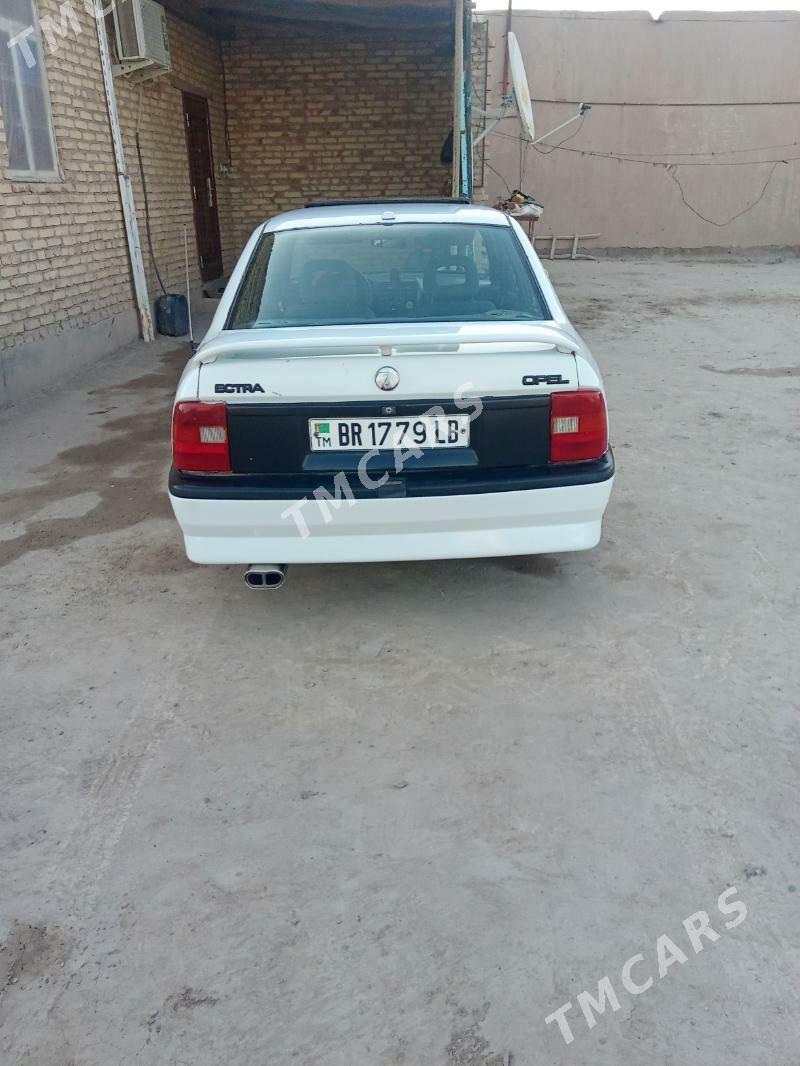 Opel Vectra 1990 - 34 000 TMT - Farap - img 2