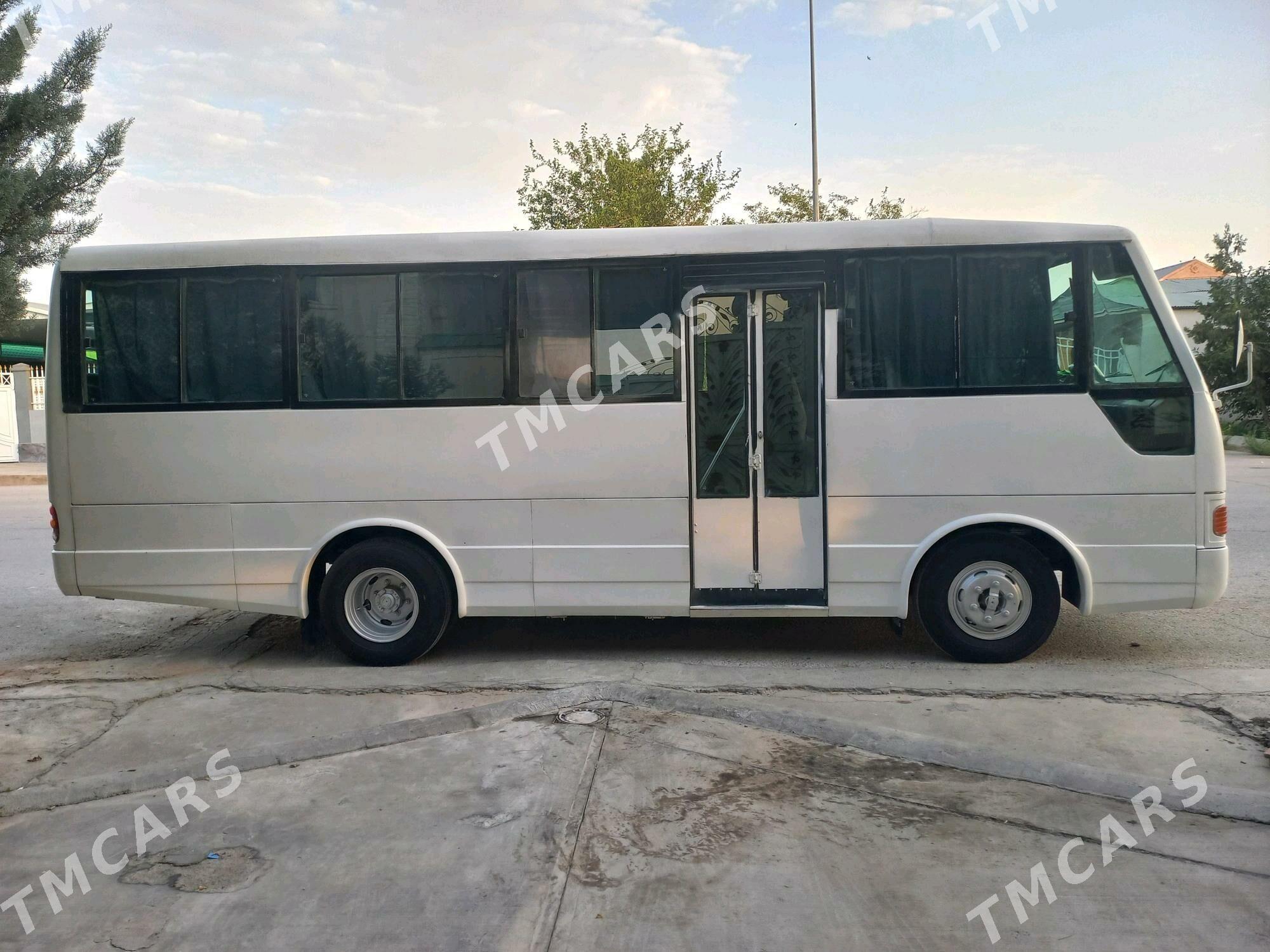 Mitsubishi Rosa 2006 - 250 000 TMT - Чоганлы - img 10