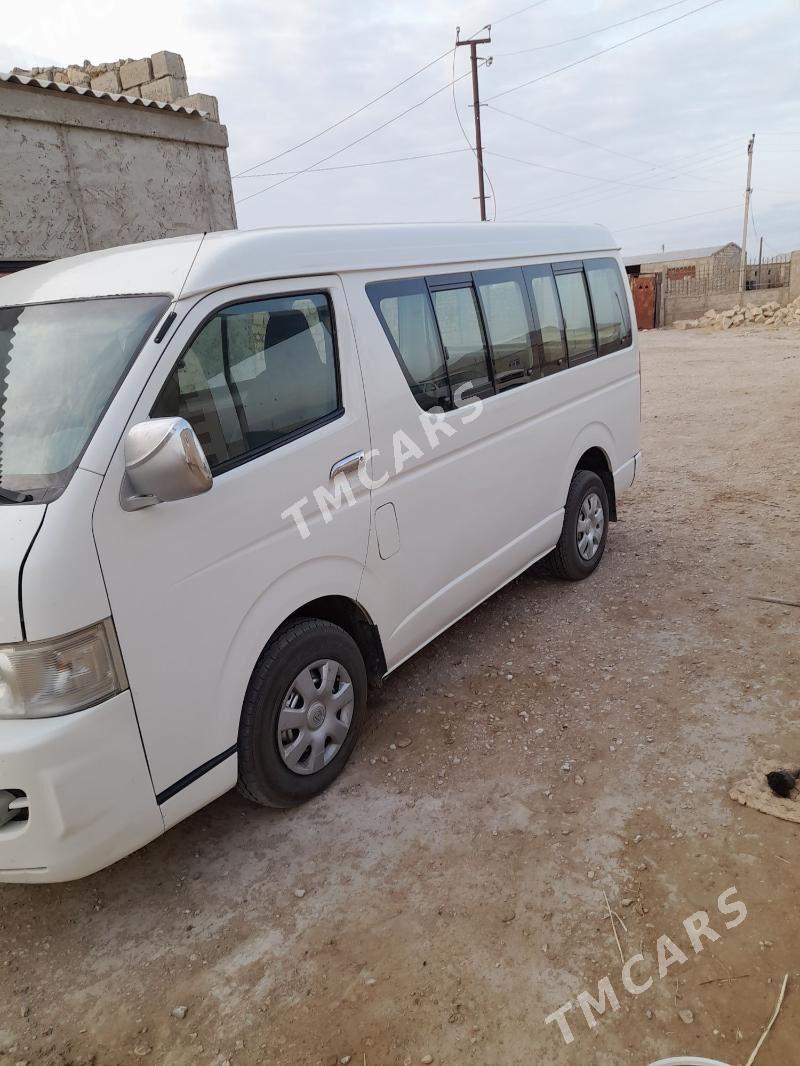 Toyota Hiace 2011 - 300 000 TMT - Эсенгулы - img 2