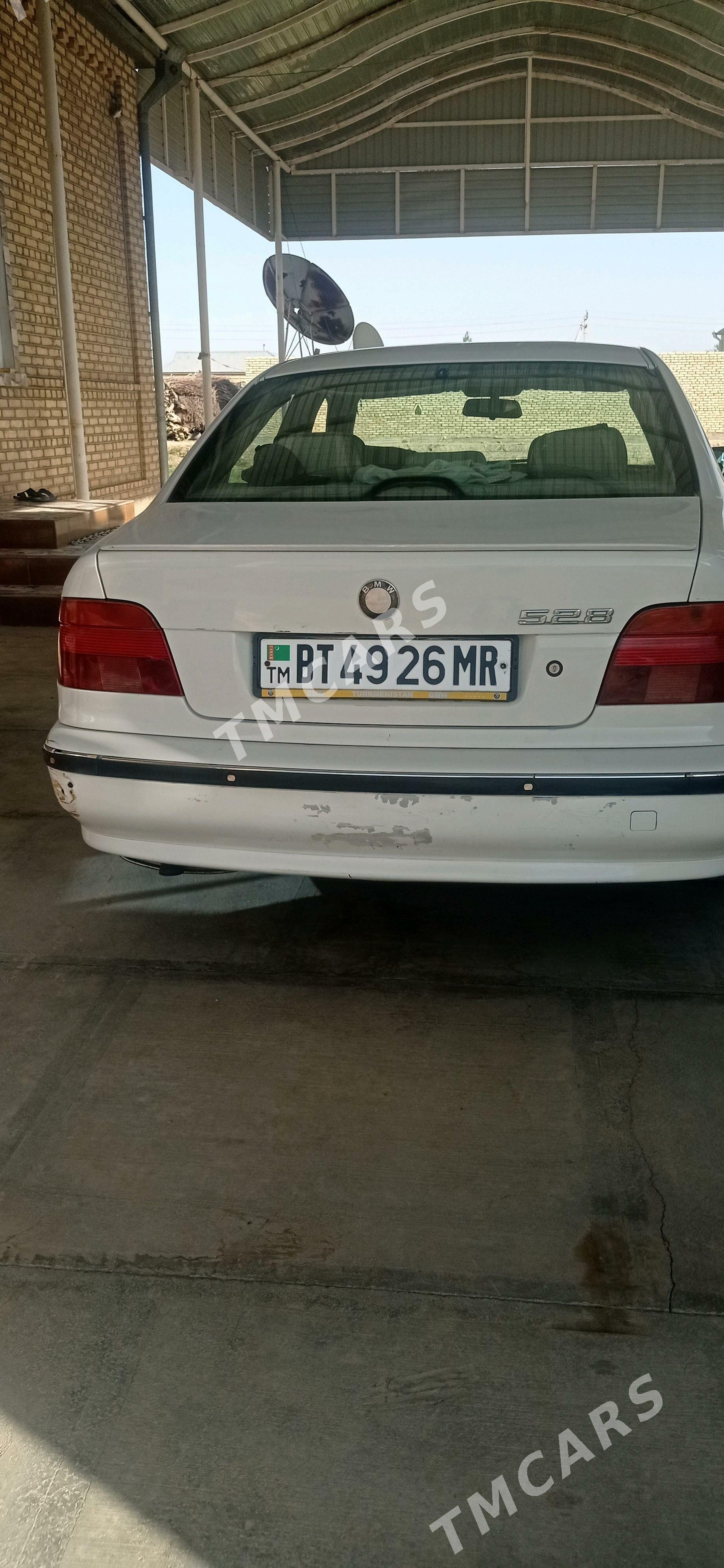 BMW E39 1998 - 71 000 TMT - Мары - img 2