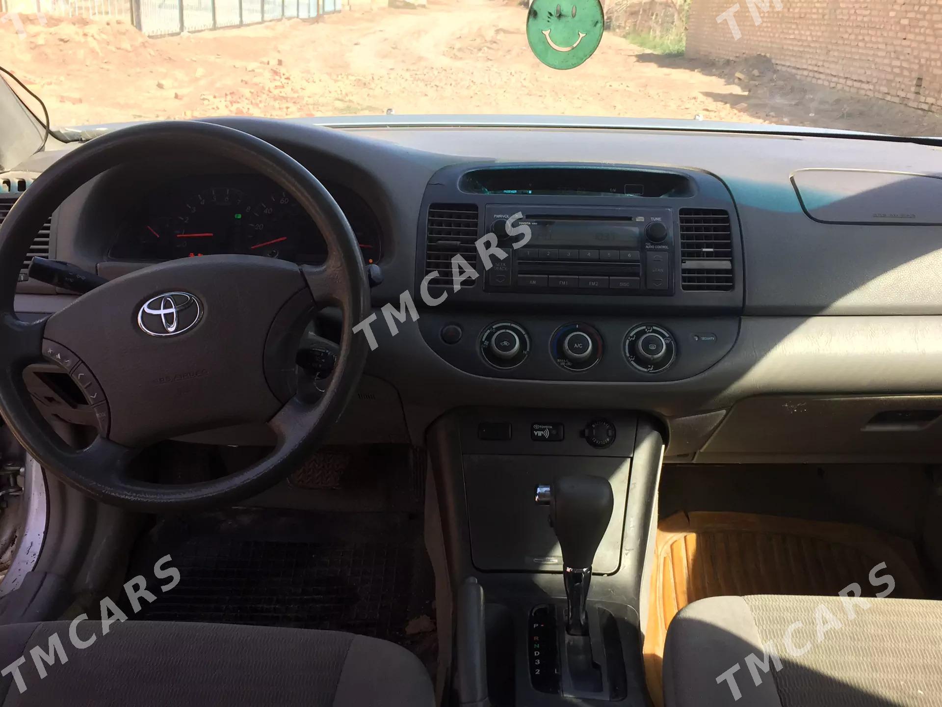 Toyota Camry 2005 - 130 000 TMT - Murgap - img 2