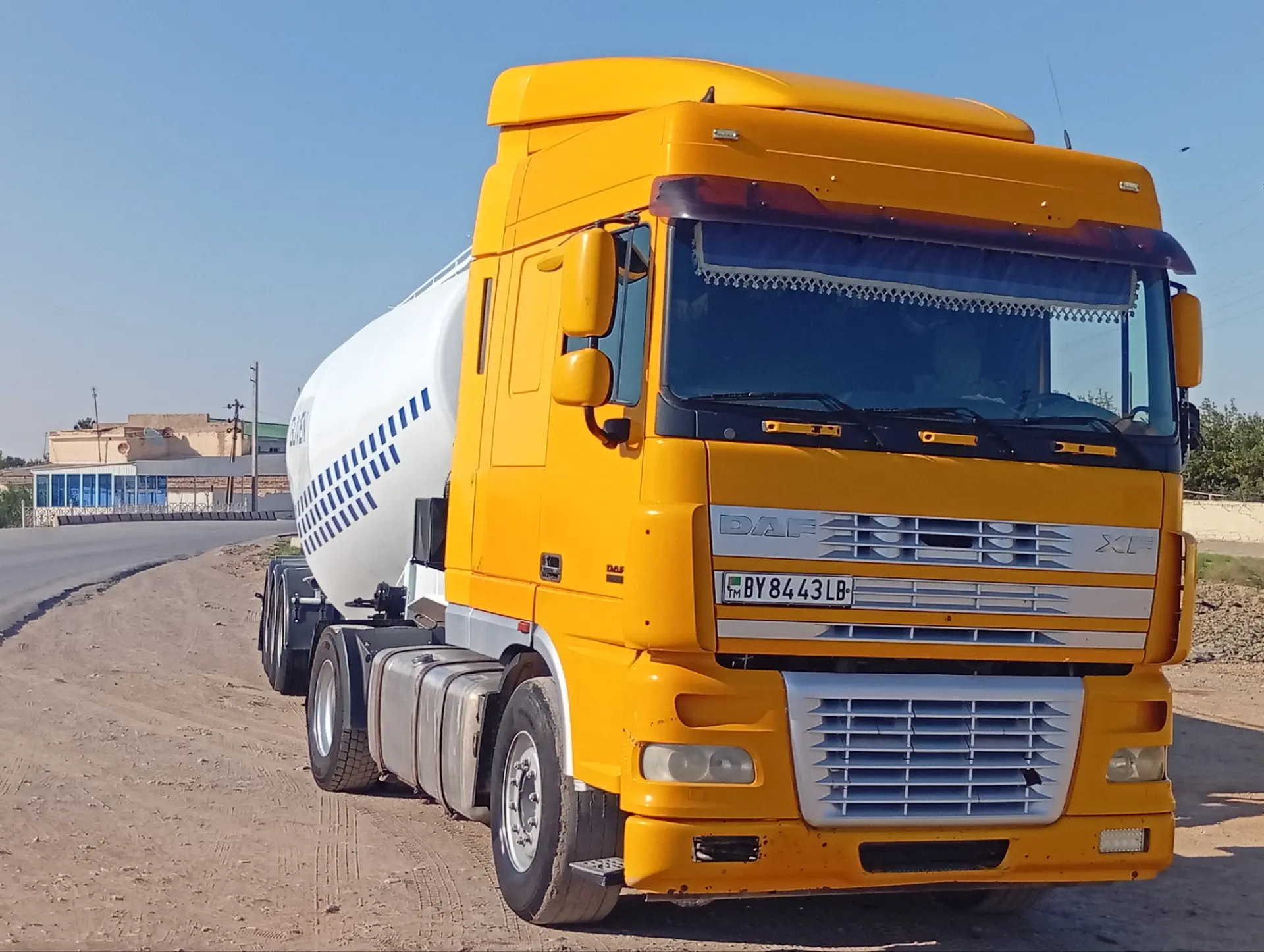 DAF FX 95 2005 - 470 000 TMT - Койтендаг - img 4