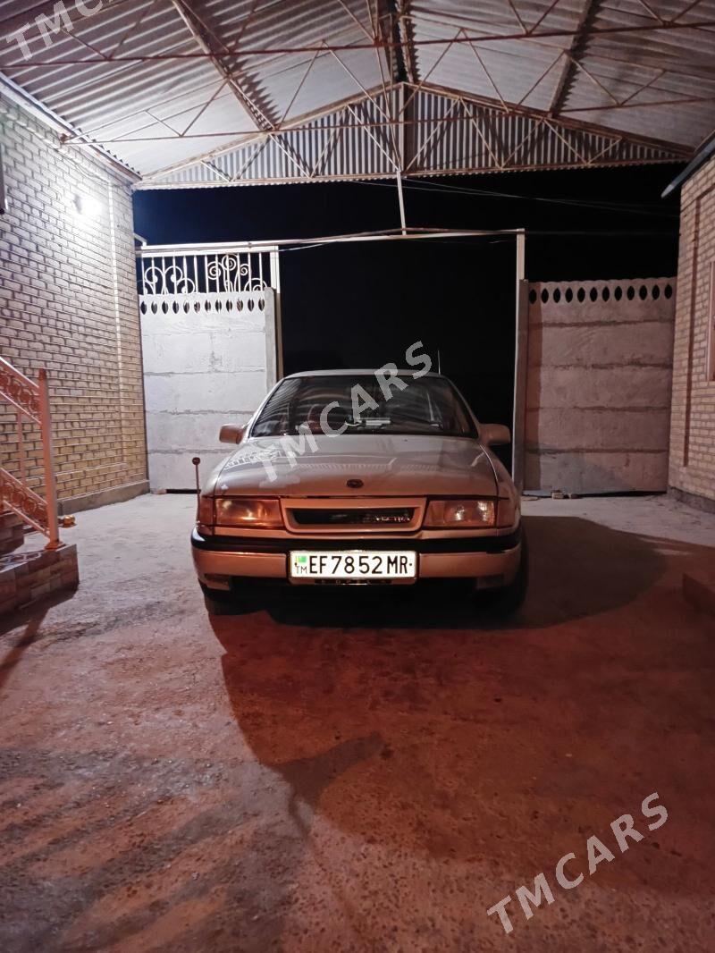 Opel Vectra 1992 - 40 000 TMT - Мургап - img 3