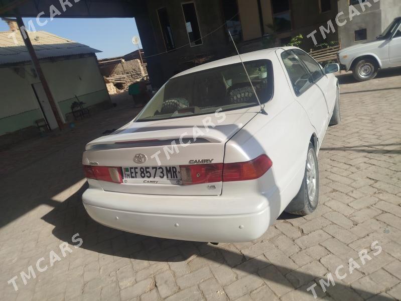 Toyota Camry 1999 - 125 000 TMT - Baýramaly - img 4