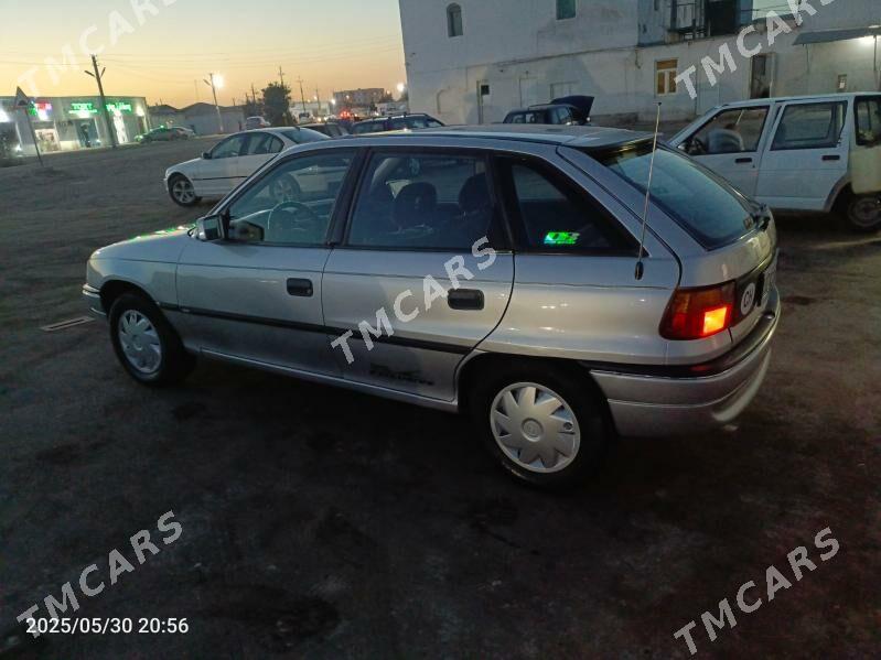 Opel Astra 1992 - 40 000 TMT - Daşoguz - img 4