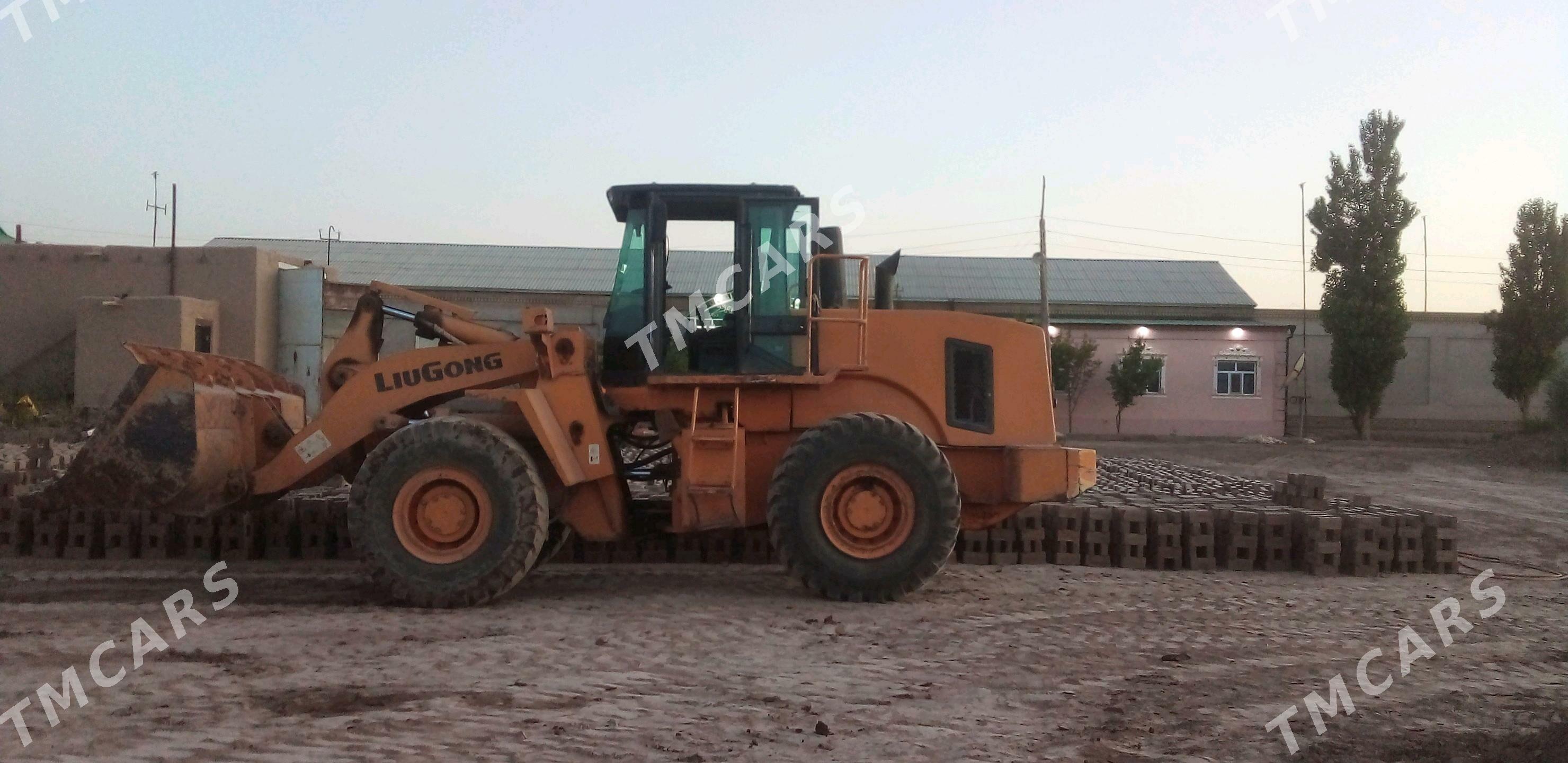XCMG LW300F 2010 - 390 000 TMT - Gurbansoltan Eje - img 3