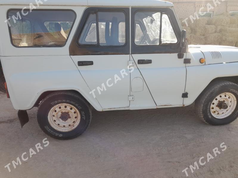 UAZ 469 2002 - 32 000 TMT - Çärjew - img 3