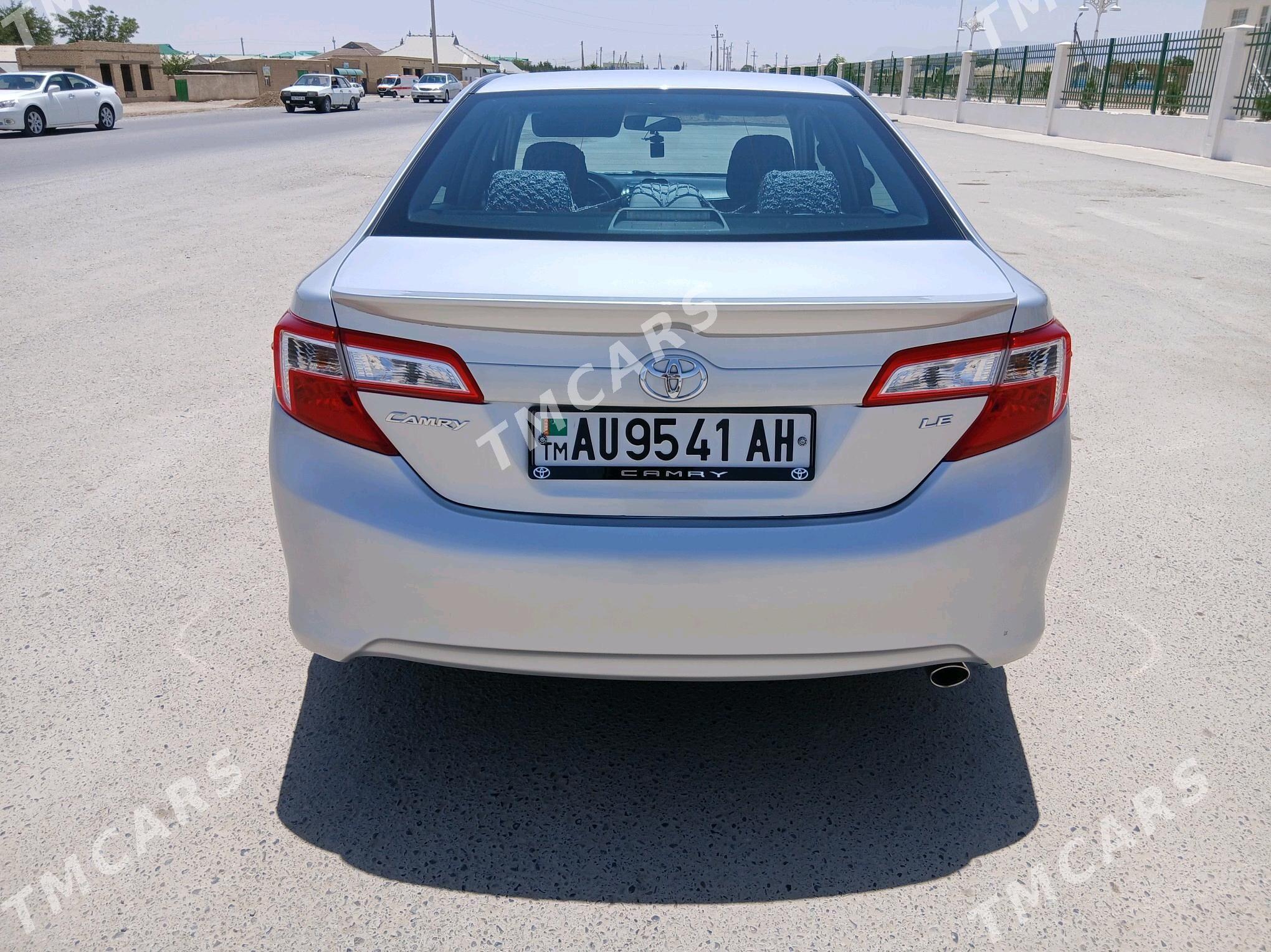 Toyota Camry 2012 - 220 000 TMT - Kaka - img 2