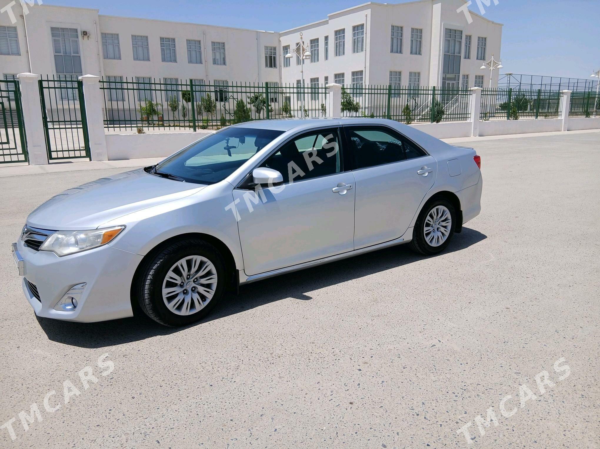 Toyota Camry 2012 - 220 000 TMT - Kaka - img 3
