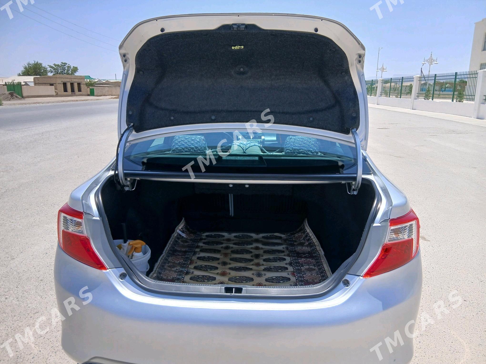 Toyota Camry 2012 - 220 000 TMT - Kaka - img 6