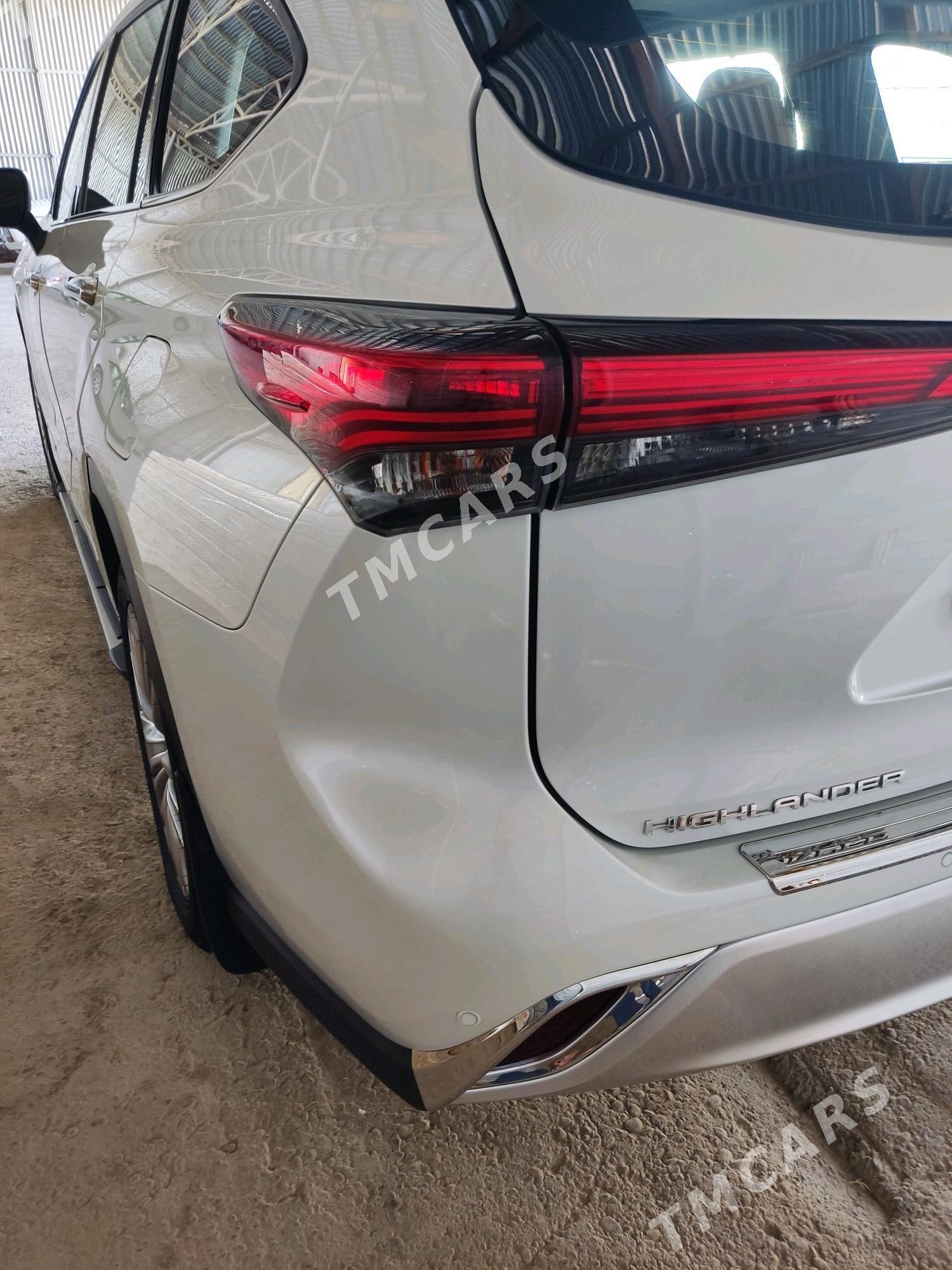 Toyota Highlander 2022 - 973 000 TMT - Мары - img 4
