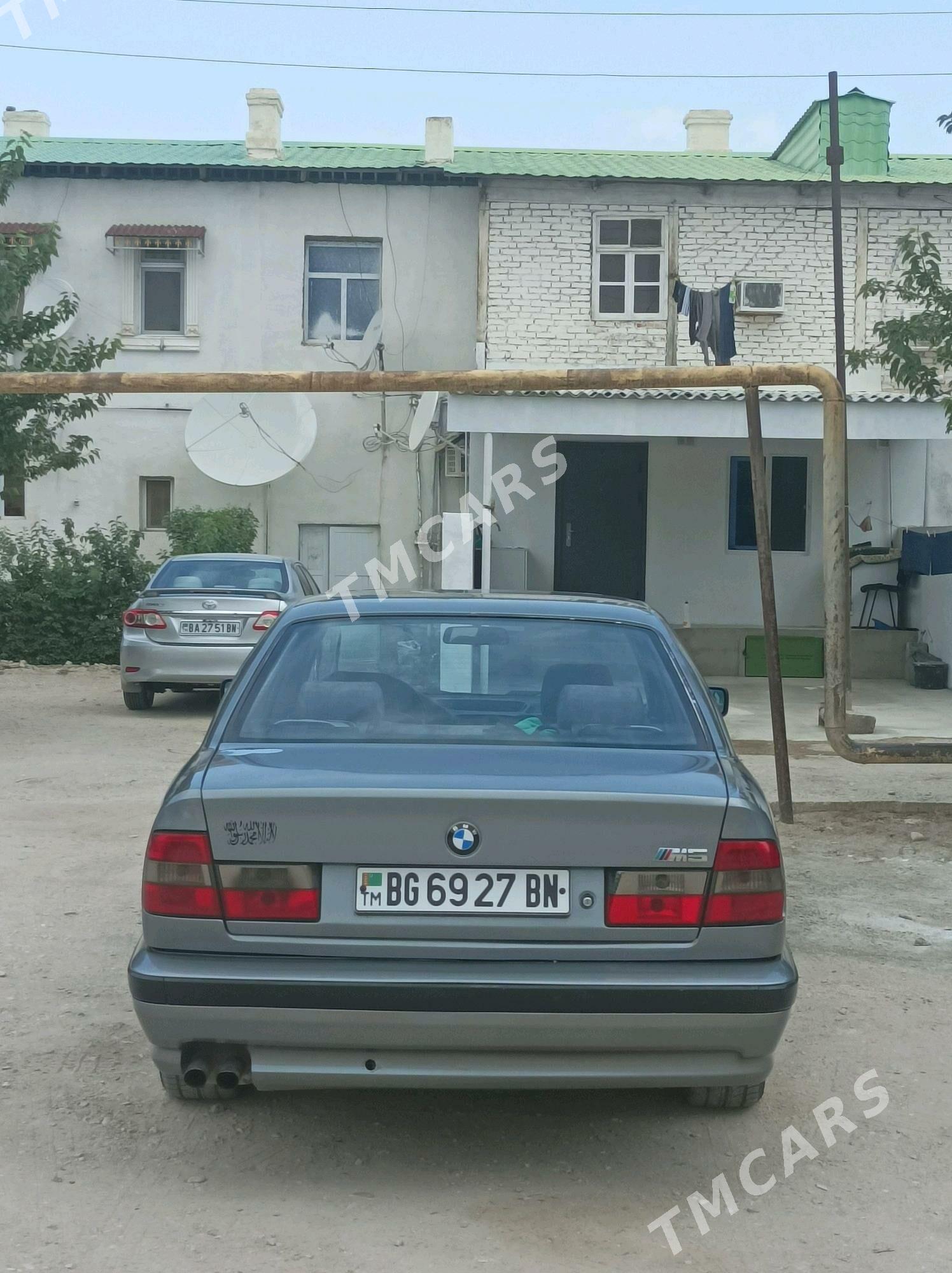 BMW 525 1992 - 60 000 TMT - Балканабат - img 5