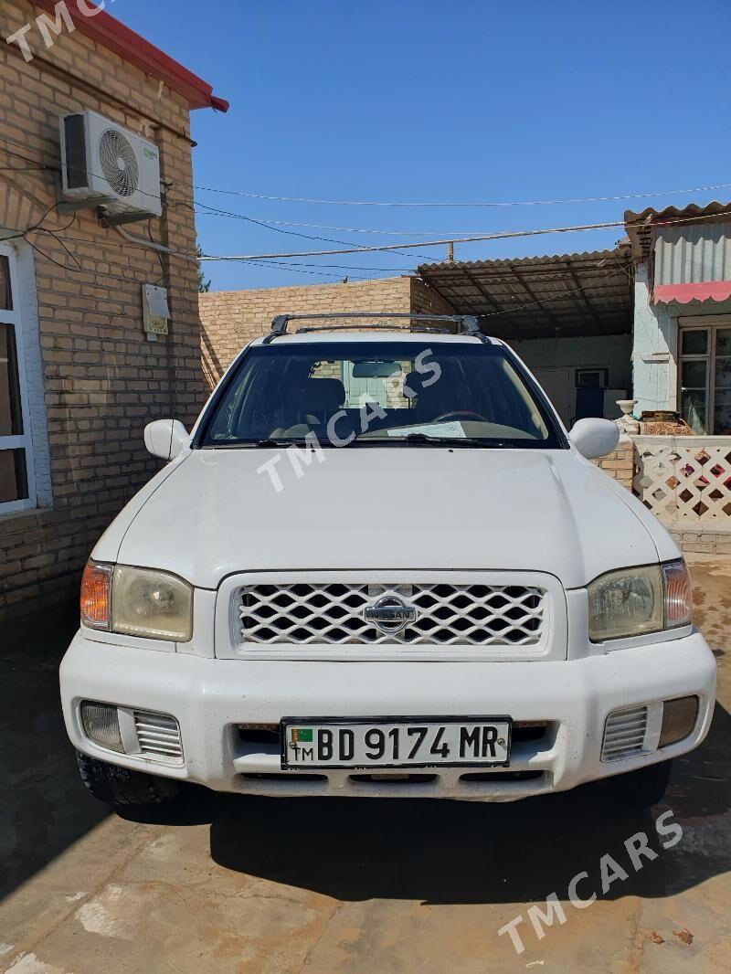 Nissan Pathfinder 2001 - 80 000 TMT - Байрамали - img 3