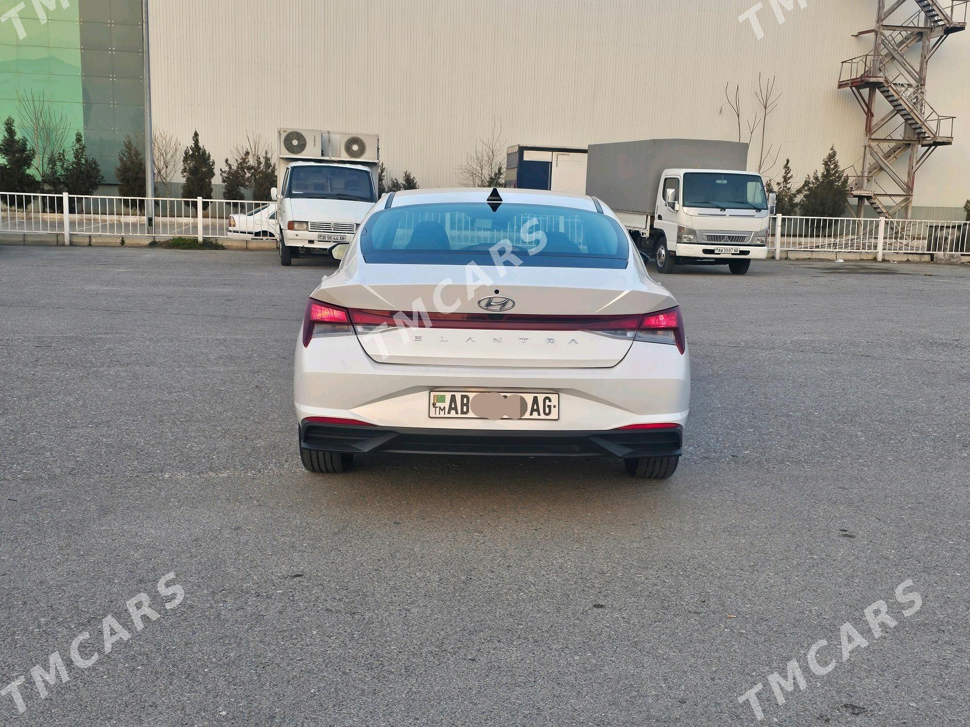 Hyundai Elantra 2021 - 230 000 TMT - Aşgabat - img 4