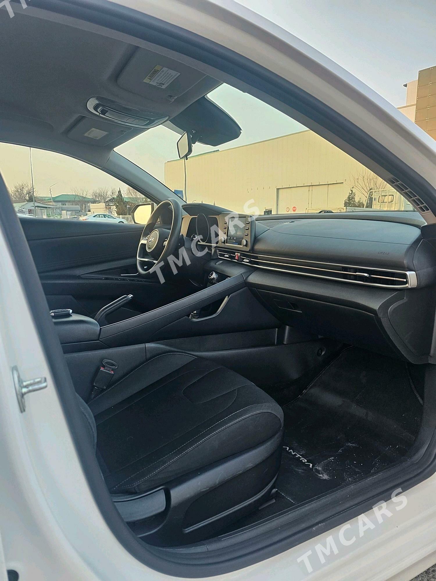 Hyundai Elantra 2021 - 230 000 TMT - Aşgabat - img 5