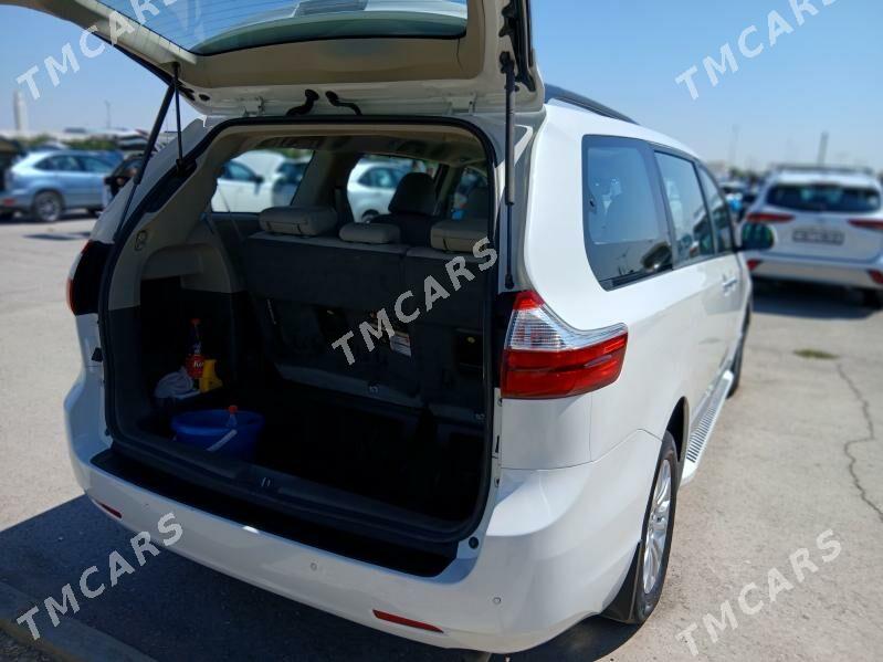 Toyota Sienna 2018 - 470 000 TMT - Daşoguz - img 2
