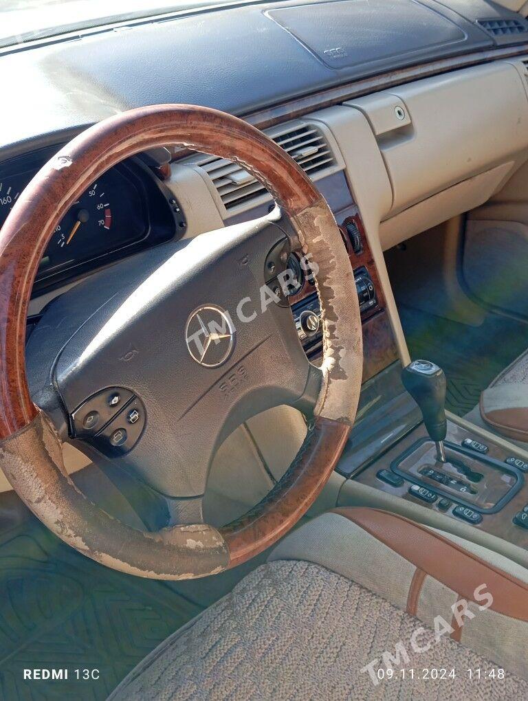Mercedes-Benz E320 2000 - 67 000 TMT - Балканабат - img 3