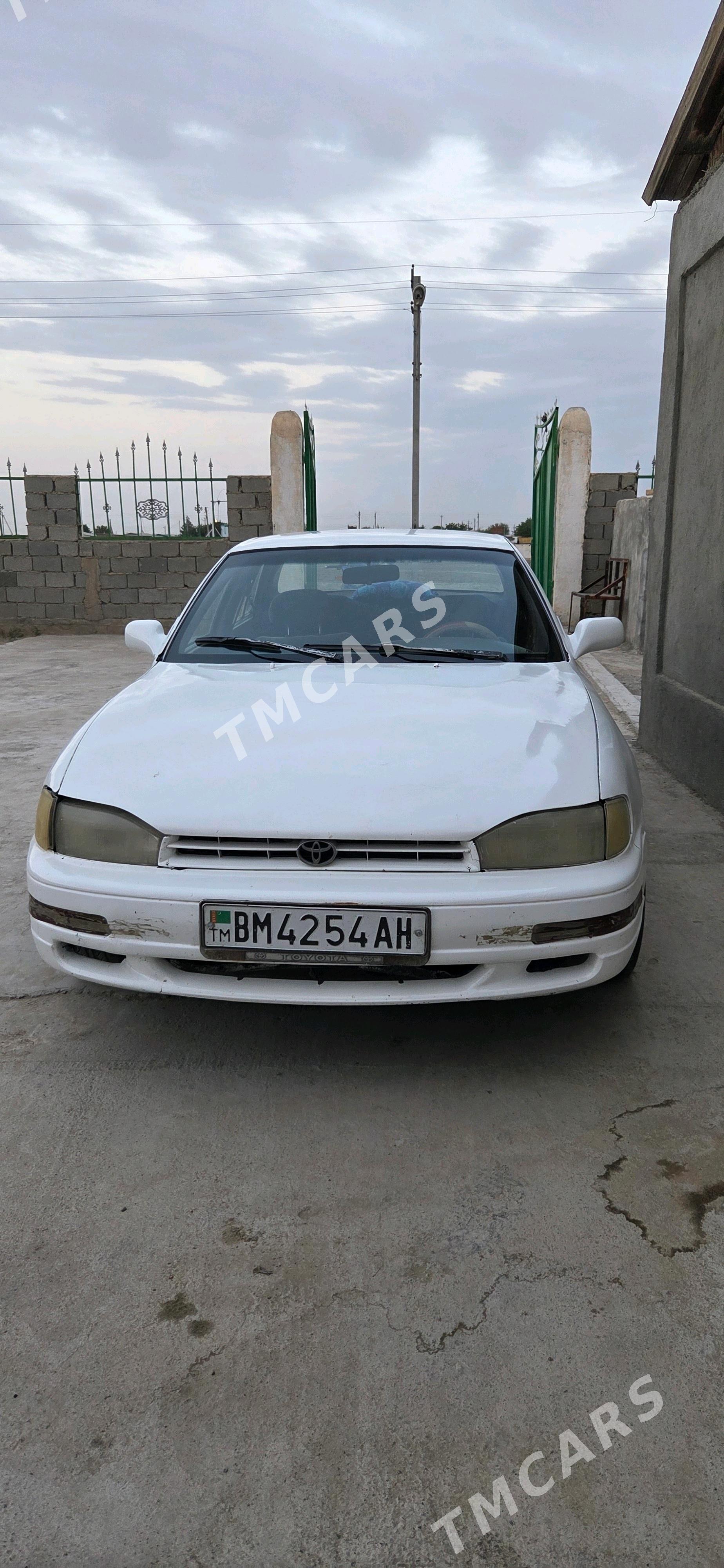 Toyota Camry 1992 - 60 000 TMT - Ýaşlyk - img 5