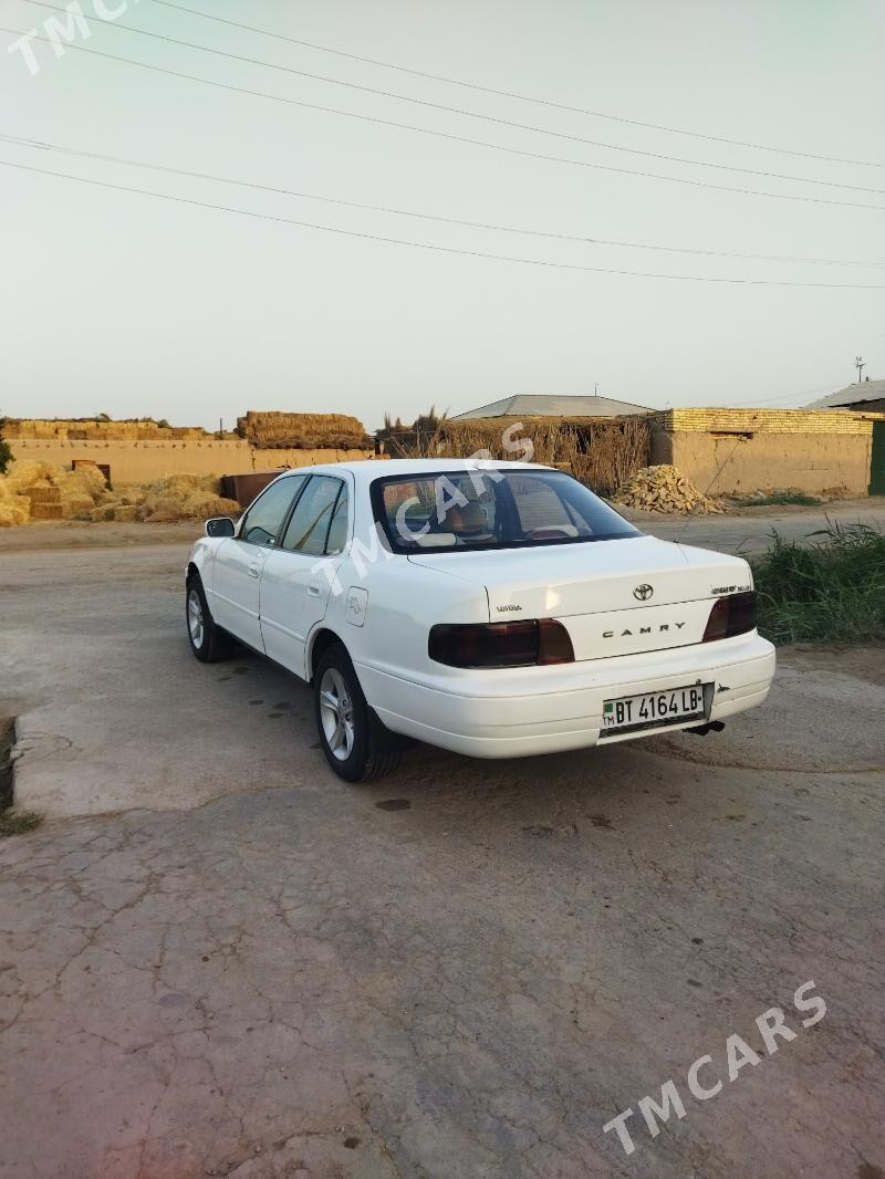 Toyota Camry 1993 - 76 000 TMT - Türkmenabat - img 4