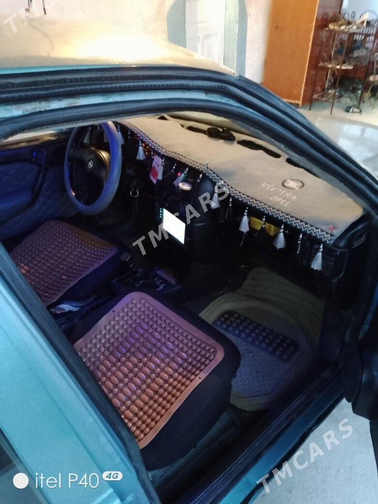 Opel Vectra 1993 - 30 000 TMT - Койтендаг - img 4