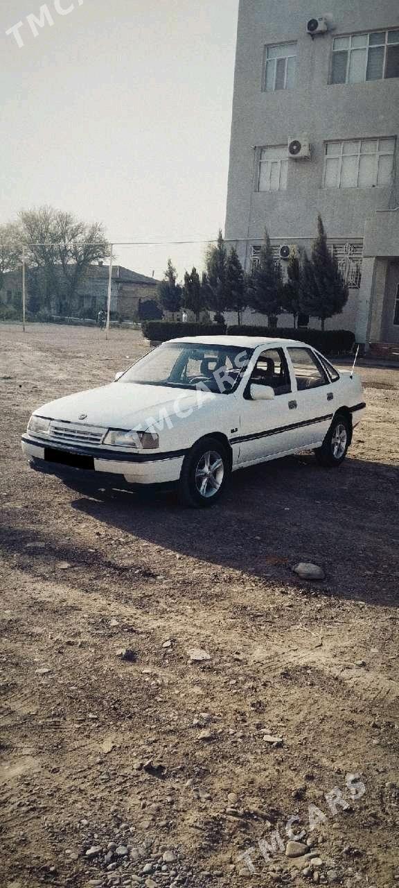 Opel Vectra 1990 - 34 000 TMT - Mary - img 3