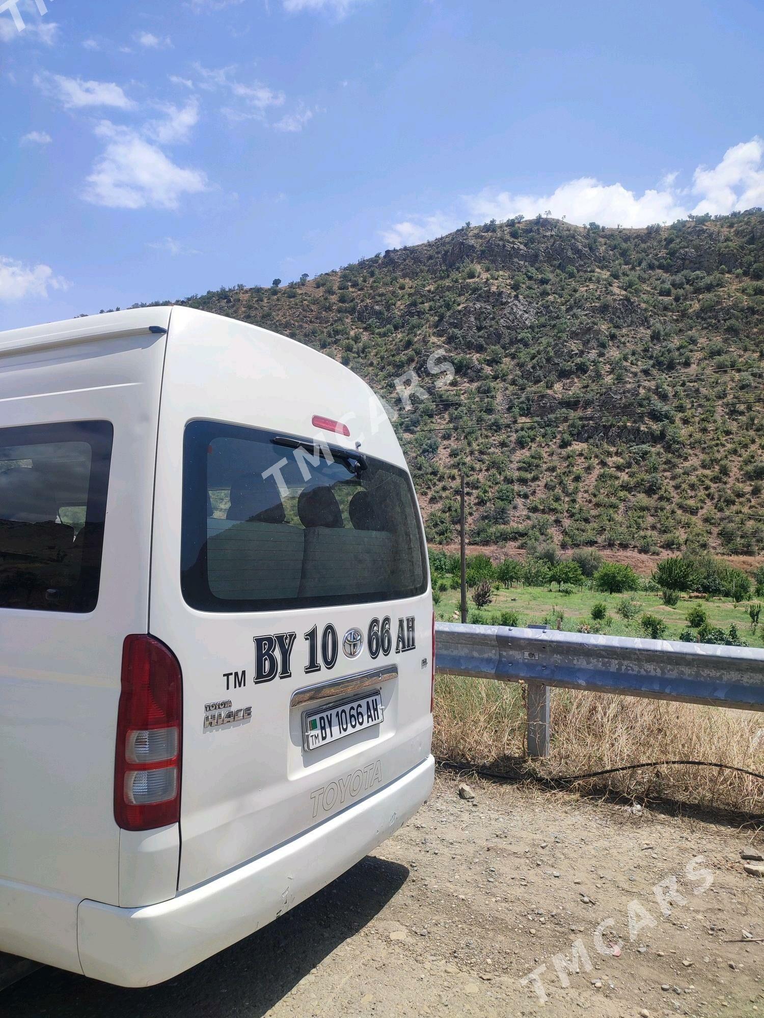 Toyota Hiace 2005 - 340 000 TMT - Гёкдепе - img 3